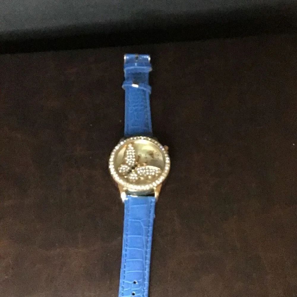 Butterfly watch by Alina like new needs battery
